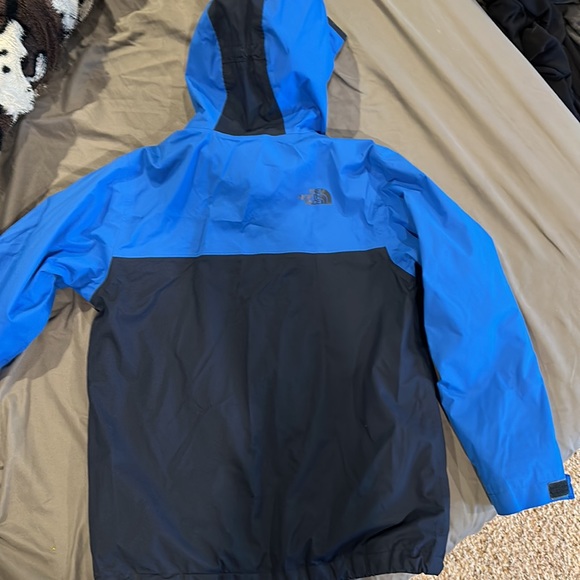 North Face 2 layer jacket - Picture 3 of 9